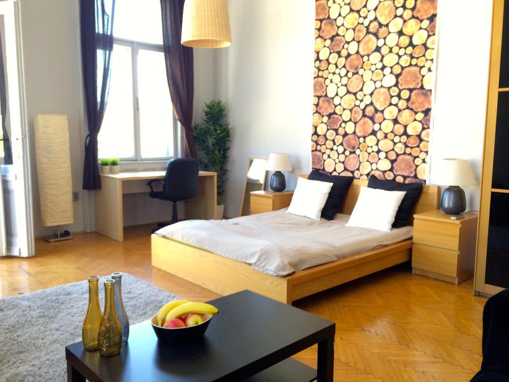 Budget Apartment By Hi5 - Oktober 6 Str 4 Budapest Exterior photo